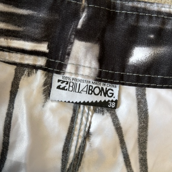 Men’s Bob Marley Vintage Billabong Board Short, Size:38 - Picture 4 of 8